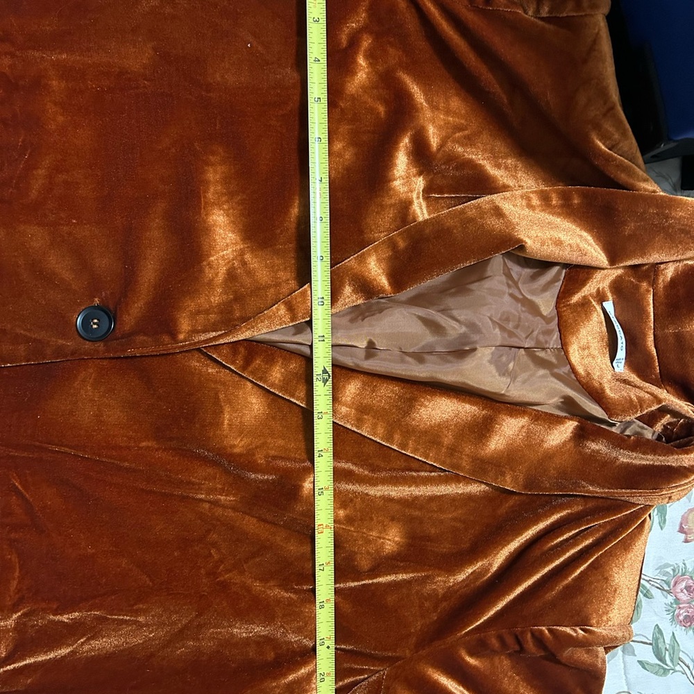 Staccato Velvet Blazer in warm orange - Picture 4 of 4